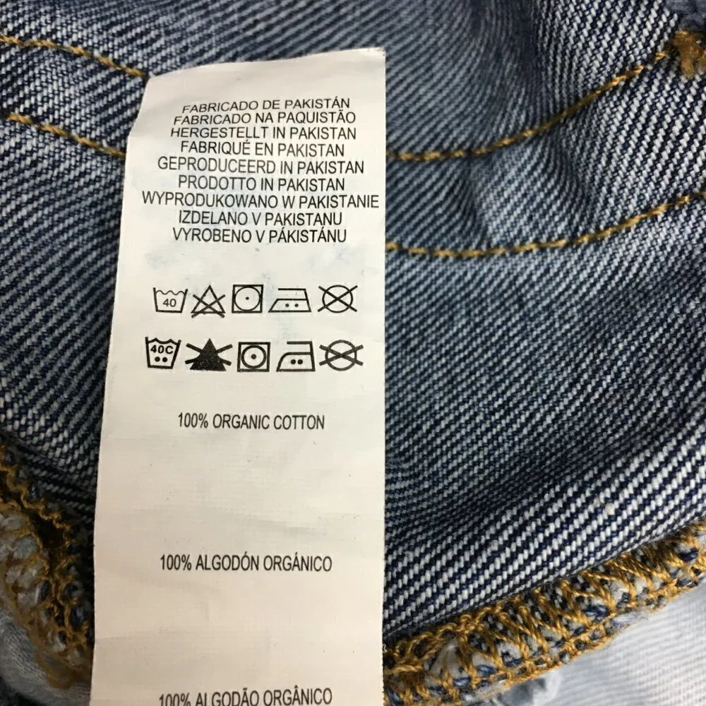 Denim & Co. Women's Jeans Straight Leg Button Fly Cotton Denim Size 8 length 26